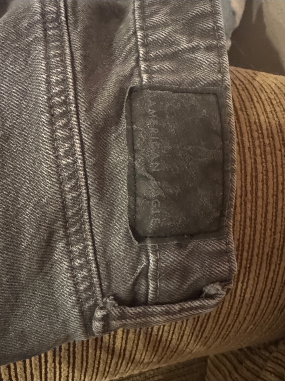 Men's Gray American Eagle Easy Flex -St Leg Jeans - Classic Everyday Style
